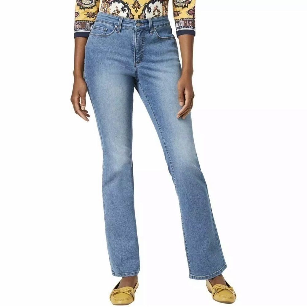 Charter Club Prescott Light Wash Bootcut Jeans 10S